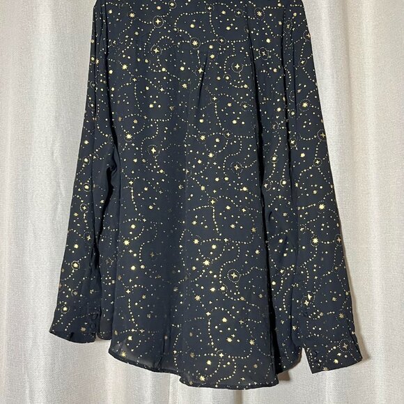 TORRID LONG SLEEVE STAR SIZE 4 - Picture 2 of 5